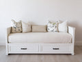 Divano letto - Legno - 208x100x89 cm - Bianco - Stile classico con pannelli decorativi