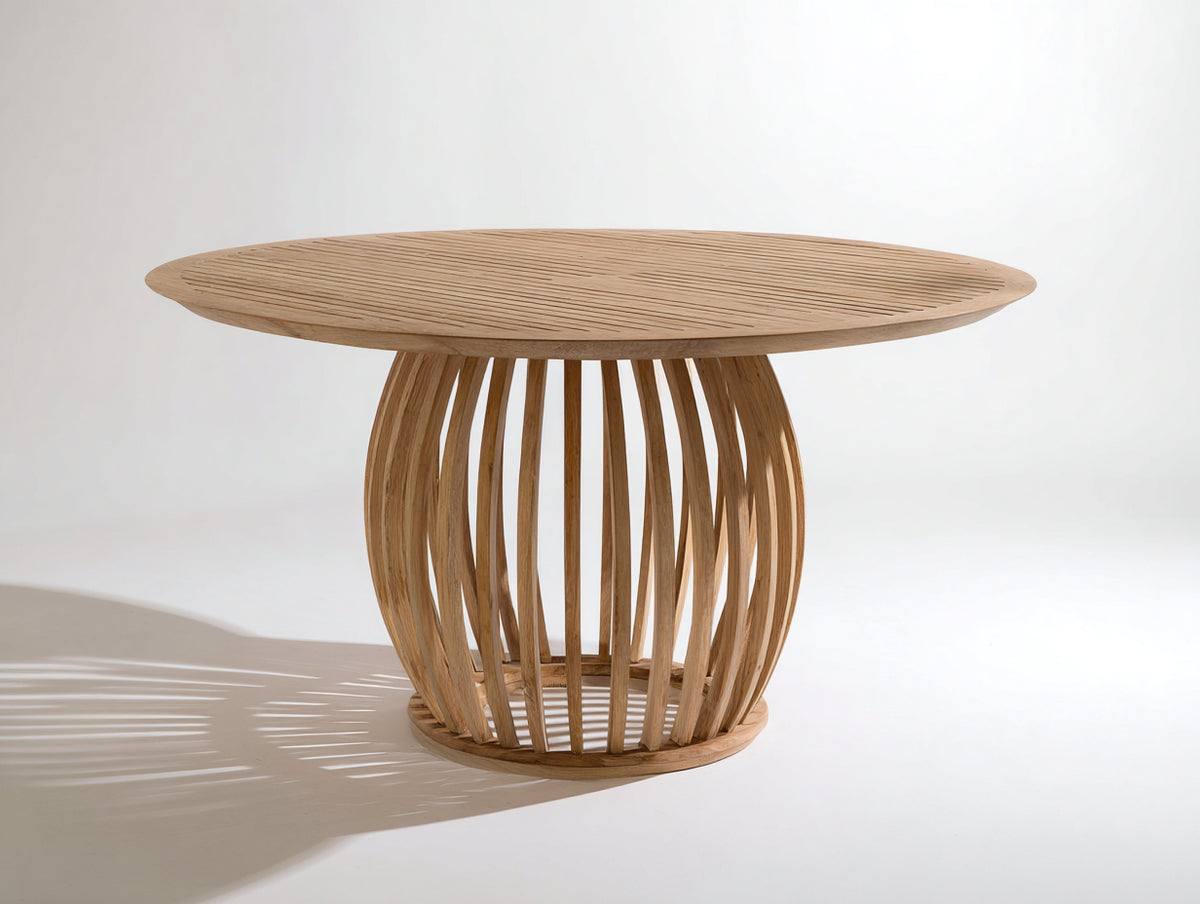 Tavolo da giardino - Legno - 135x135x76 cm - Naturale chiaro - Stile contemporaneo